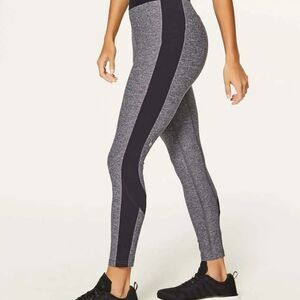 Lululemon Box It Out High-Rise Leggings-Gray Black-Side Pockets Size 4 / Small